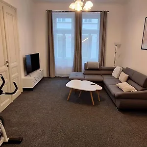 Center Thomas No1 Prag